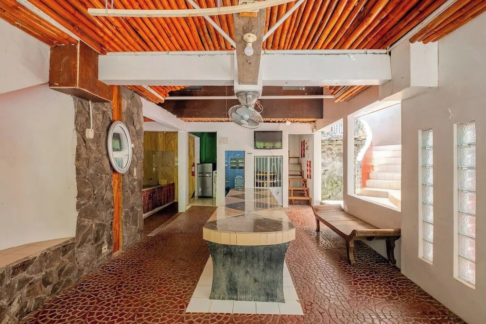 Junivsel's Beach House With Private Pool