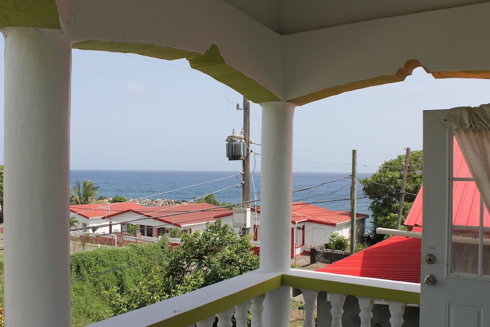 Brimstone View Guest Apartments