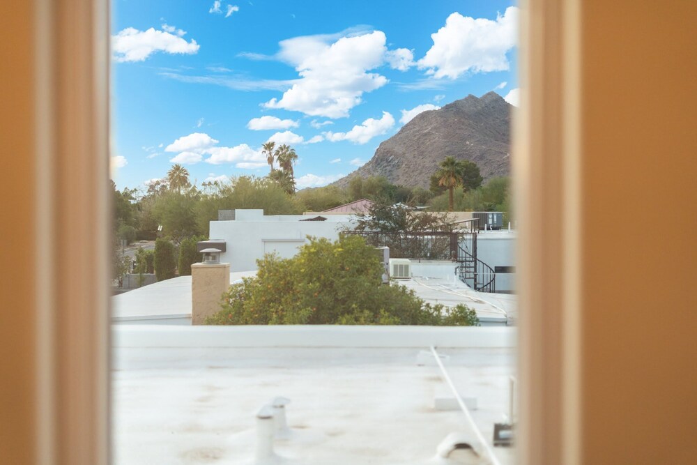 The Casa Del Sol Experience - Old Town Villa