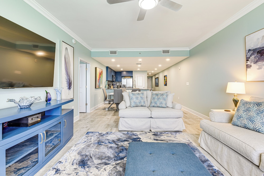 Panama City Beachfront Condo w/ Breathtaking Views