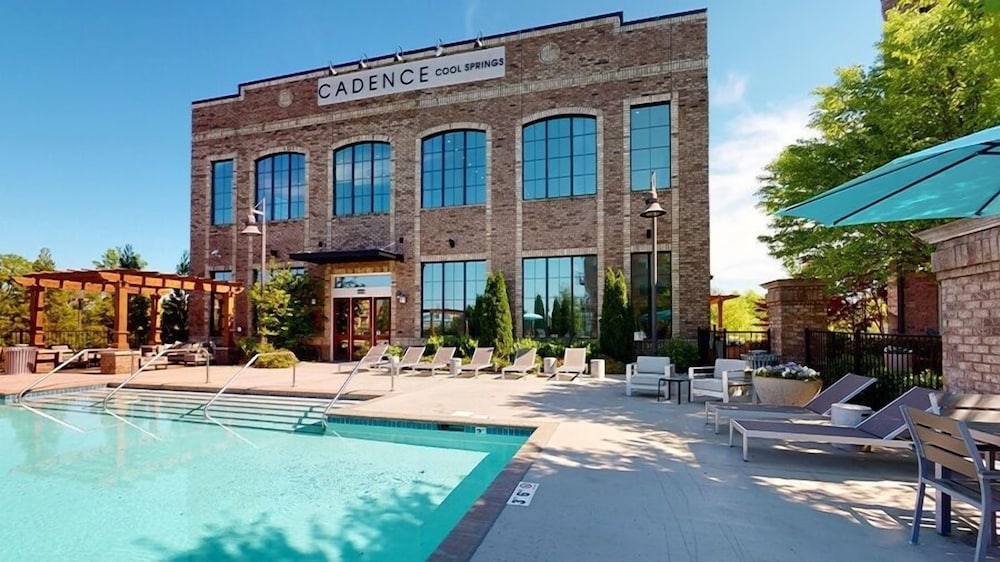 Landing Cool Springs Apartments