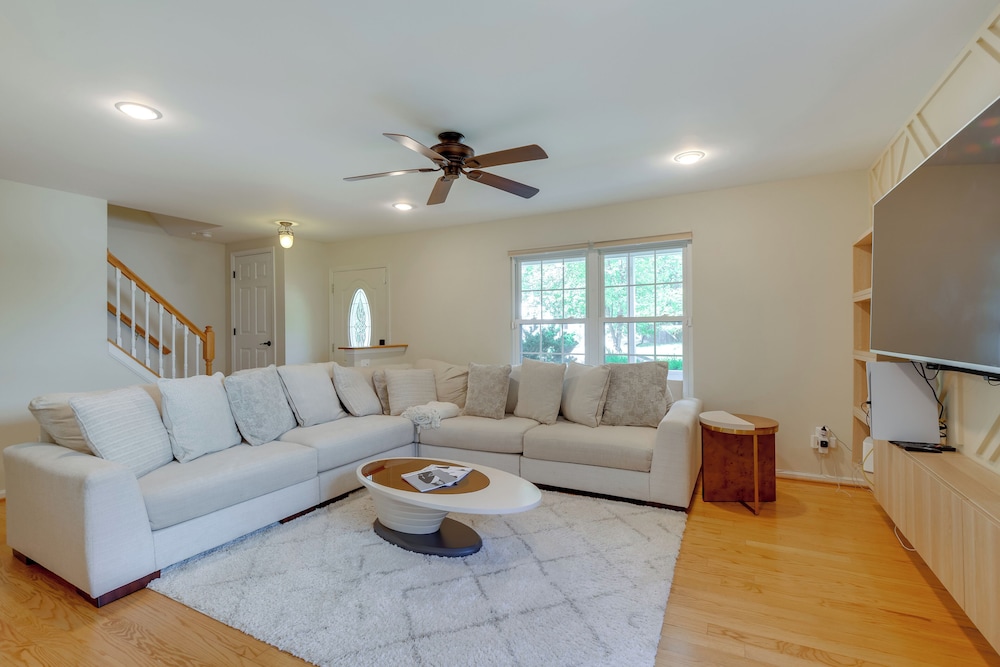 Room to Work & Relax! Laurel Home w/ Office, Yard
