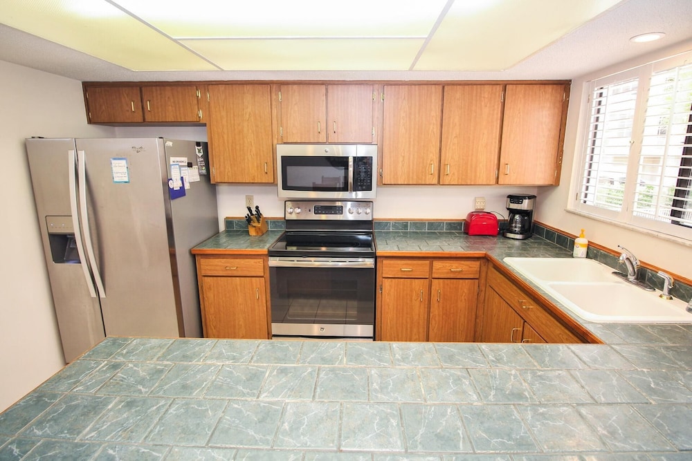 Oceanside Village D2