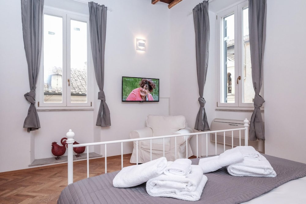 Regal Home in Trastevere