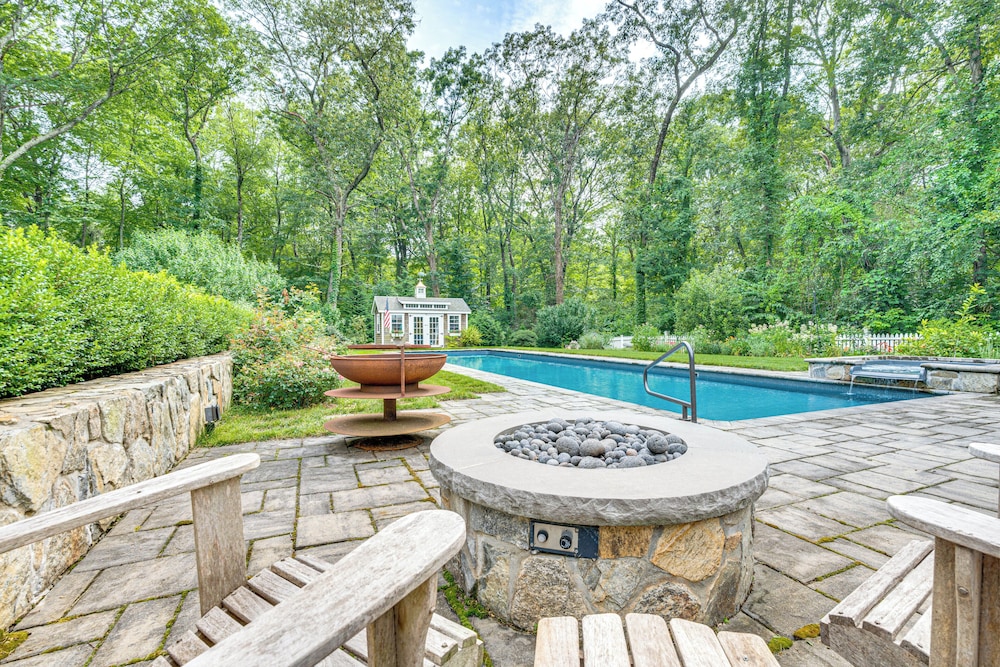 Pool, Gardens & Hot Tub: Luxe Sandy Hook Home!