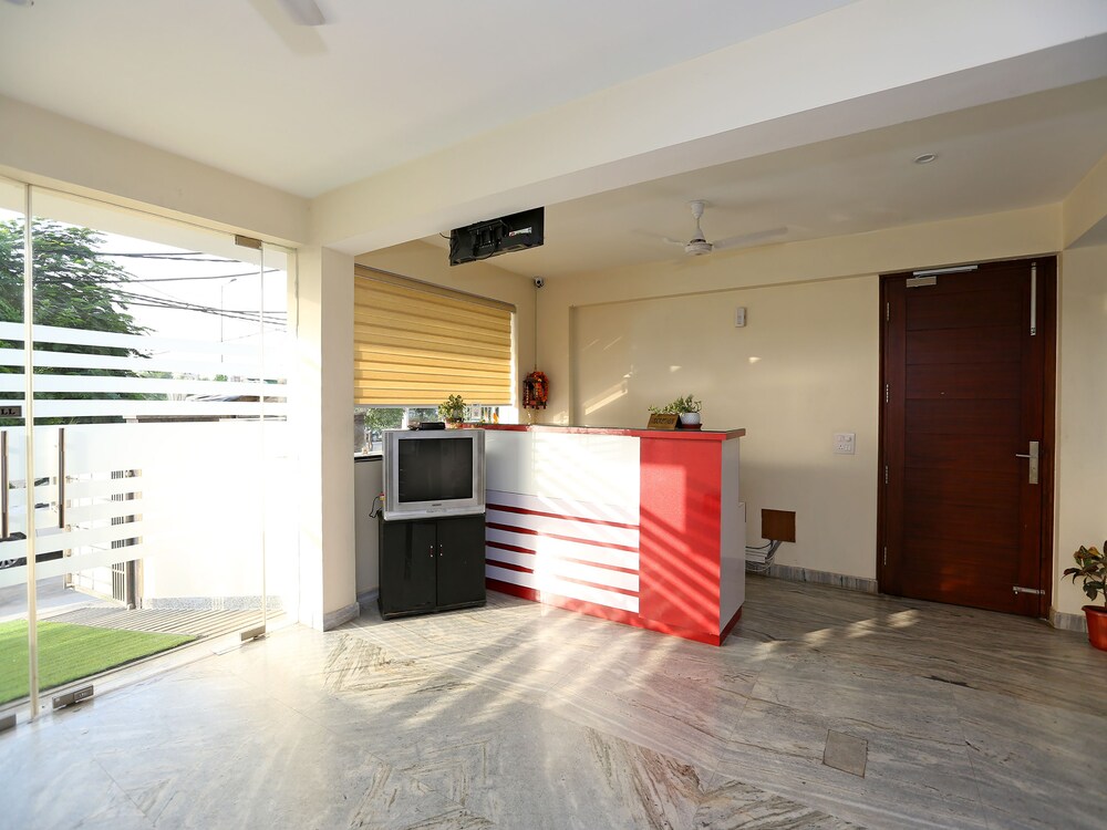 OYO 22094 Hi Star Rooms view 4