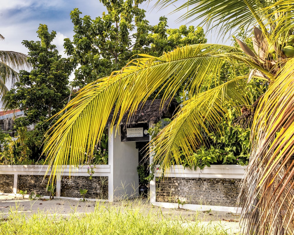 Fushi Beach Fenfushi