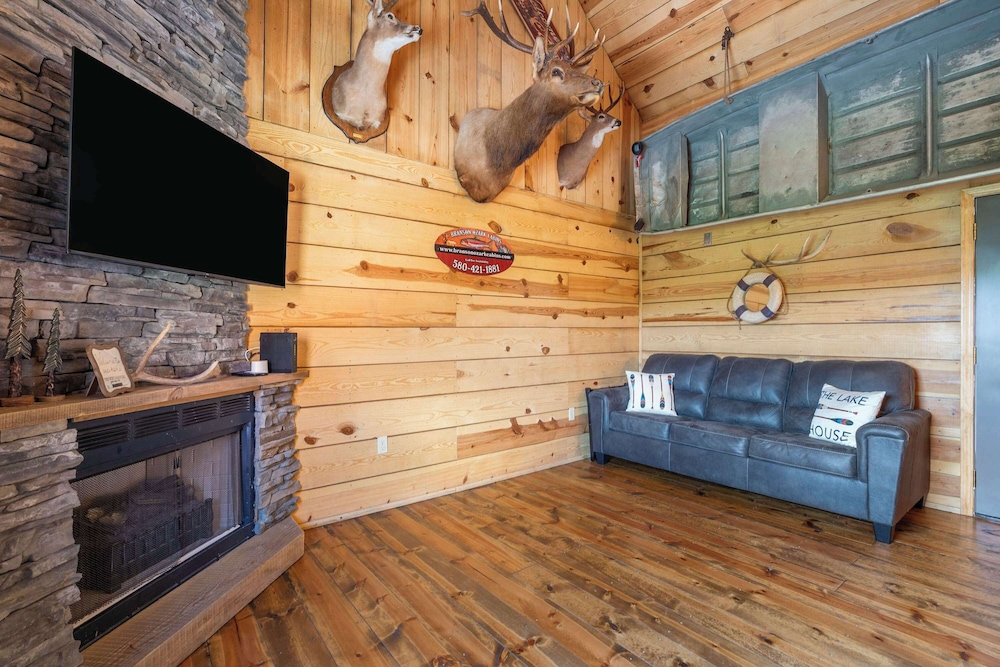 Antlers Lodge - Cabin for 4