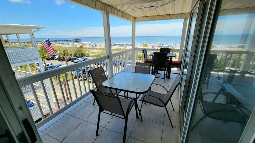 Pelican Point by Tybee Vacation Rentals