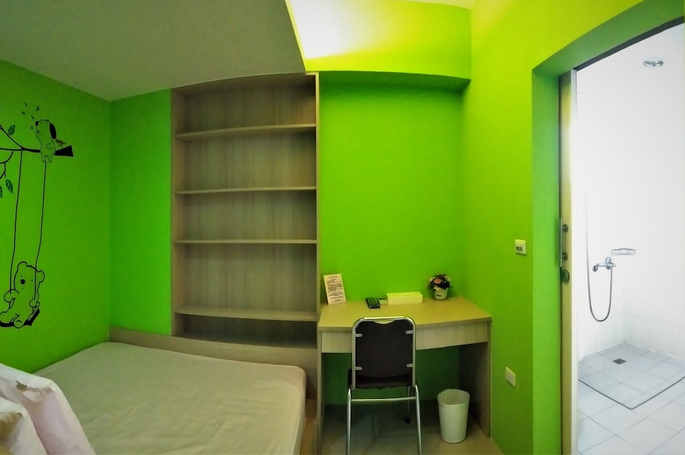 Photo 11