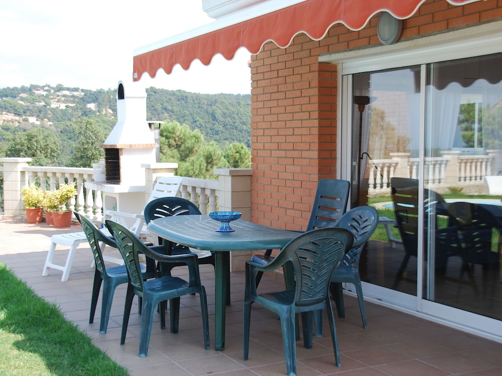 Detached Villa on one Floor, With Garden, Private Pool and Nice Views photo 4