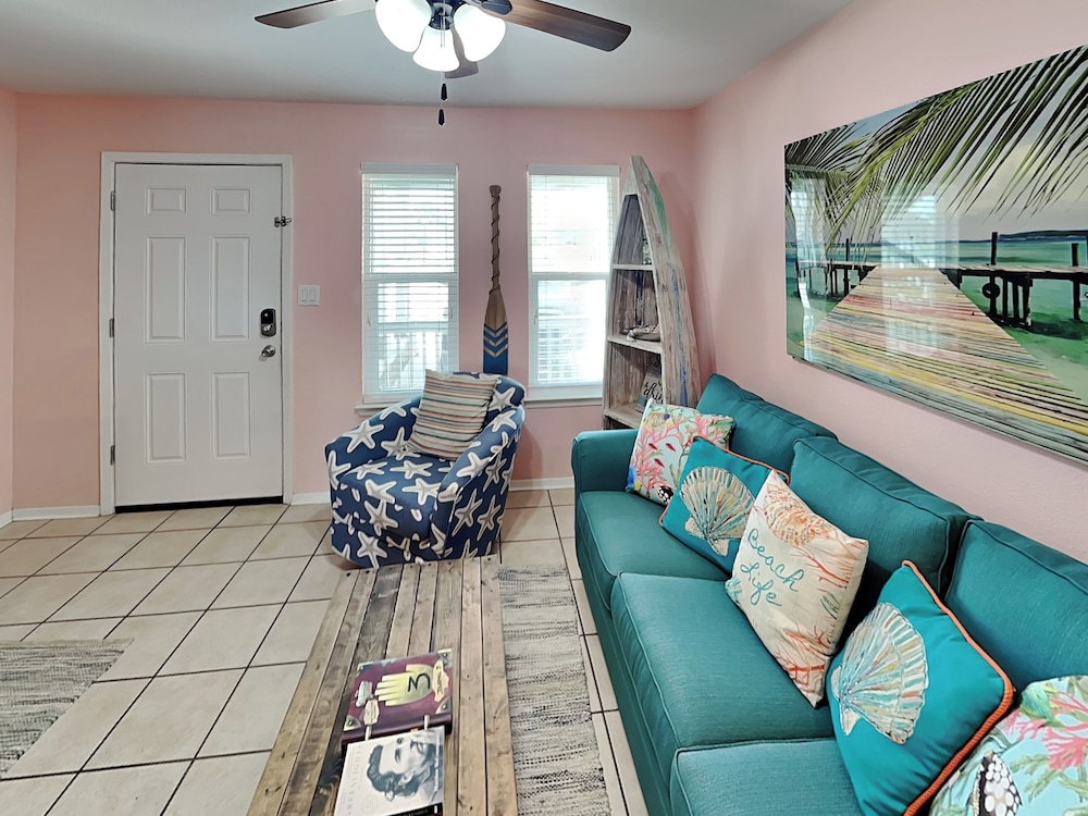 Mermaids Den by Miss Kitty’s