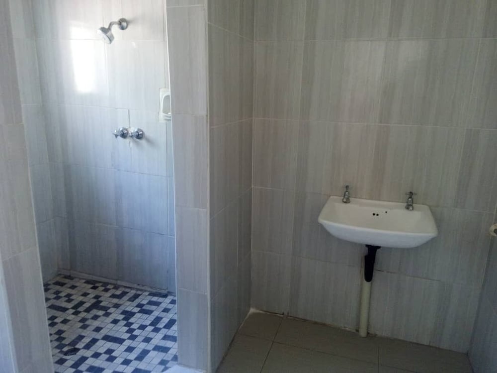 Chirundu Valley Motel view 2