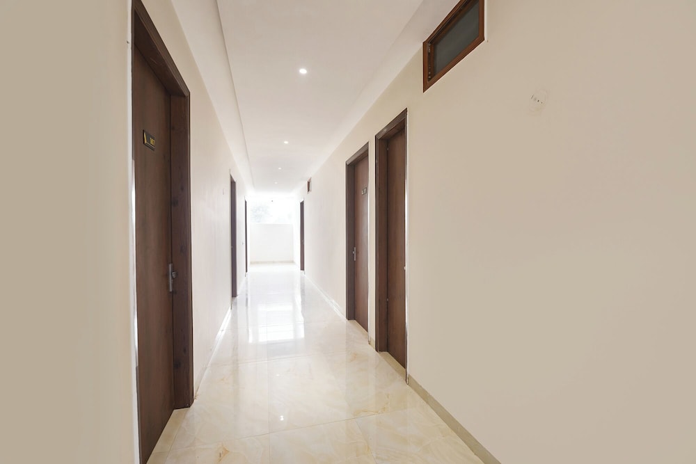 Fabhotel Kings 3 Farm