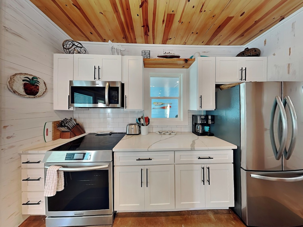 Beach-Inn by Silver Sands Vacation Rentals