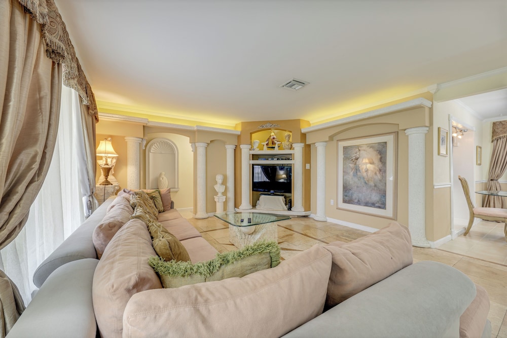 lounge