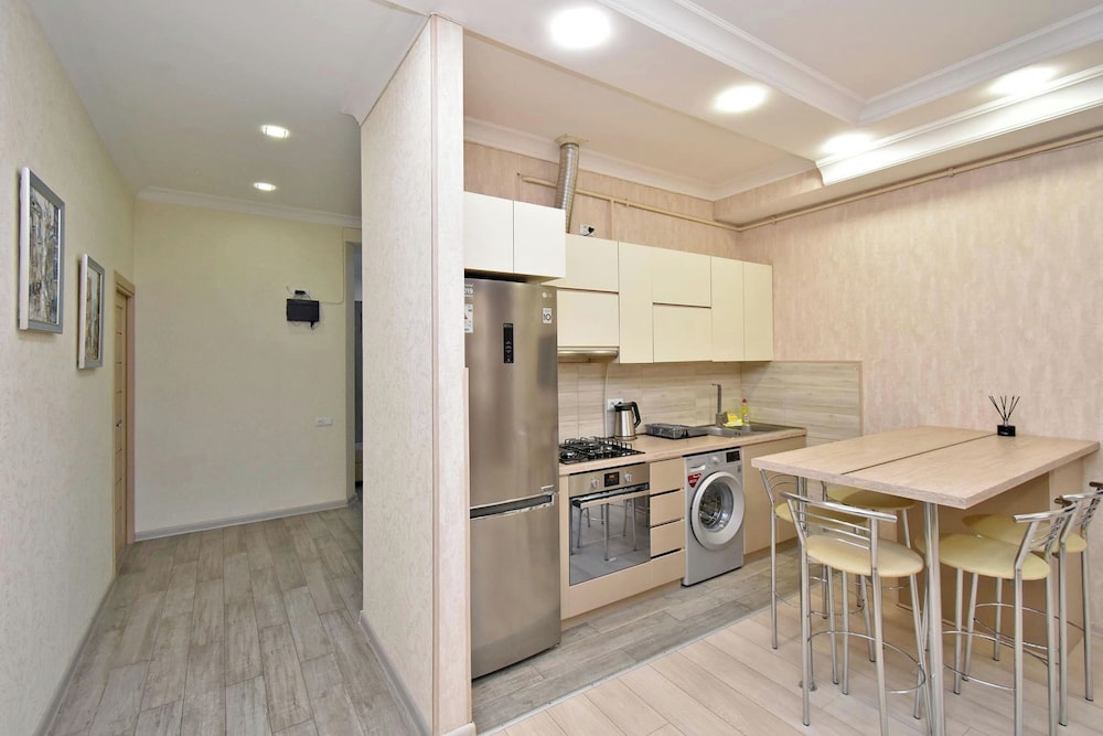 Apartment by Luxe Group TT113