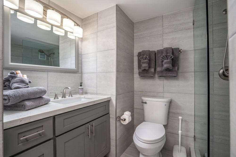 Oceanfront Kaanapali Studio Vistas - Image 5