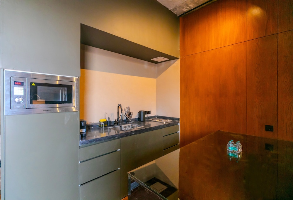 Portal Chalets With Private Pool-Al Arid