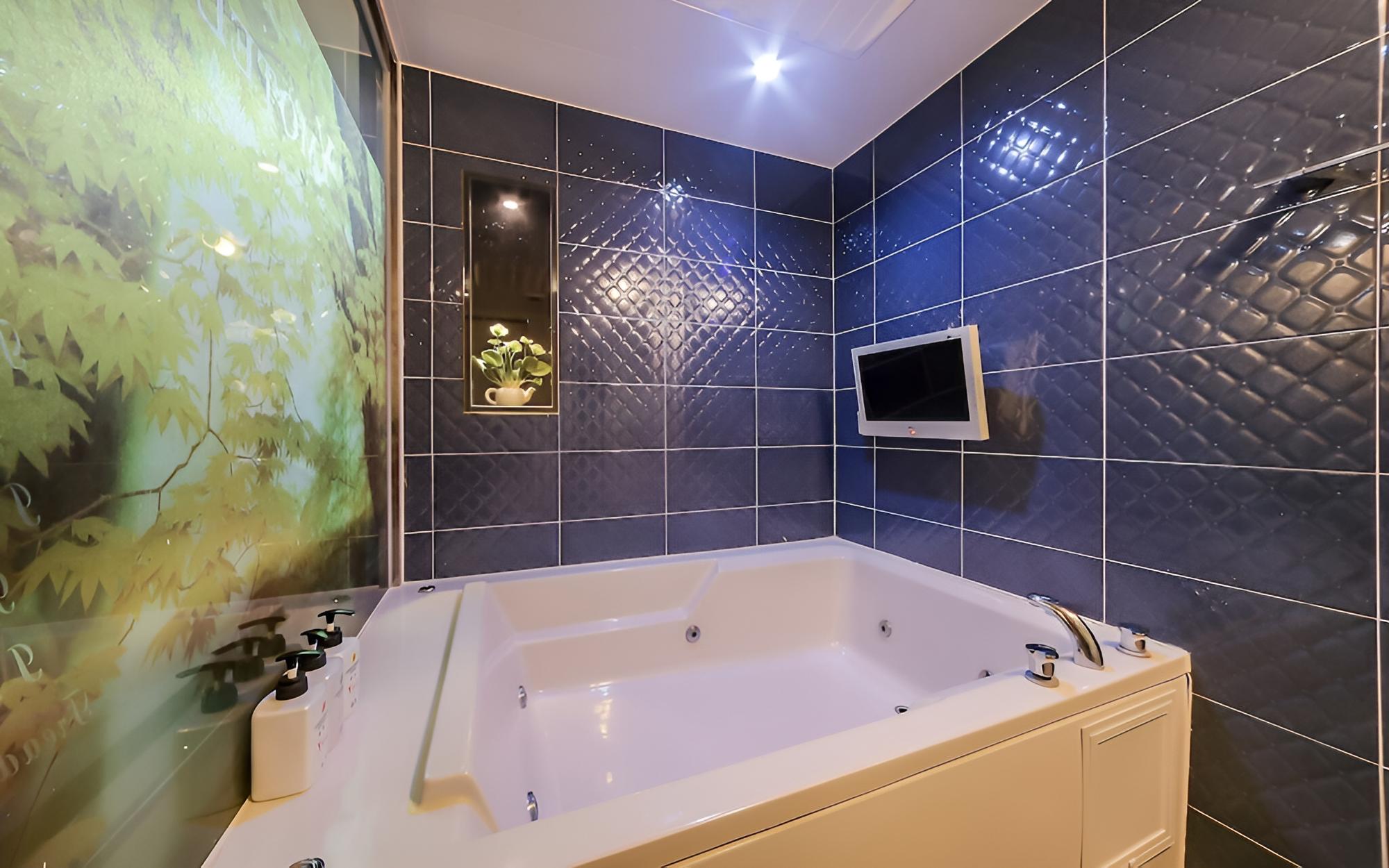 Gimhae Jangyu Vibe Hotel