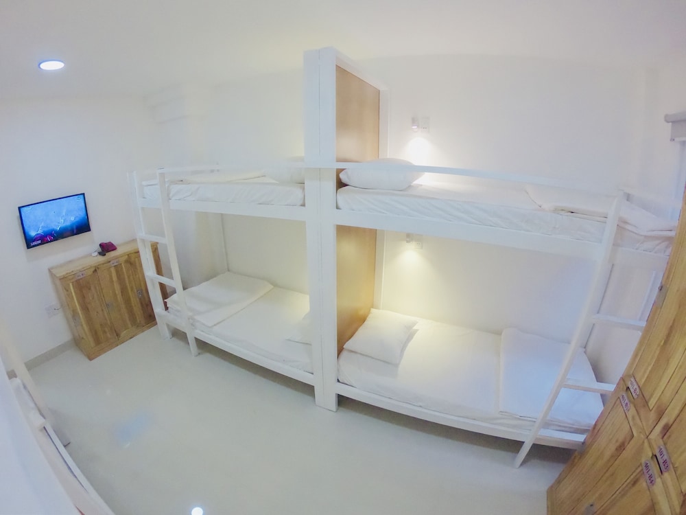 Phan Anh Hotel - Bui Vien Walking Street