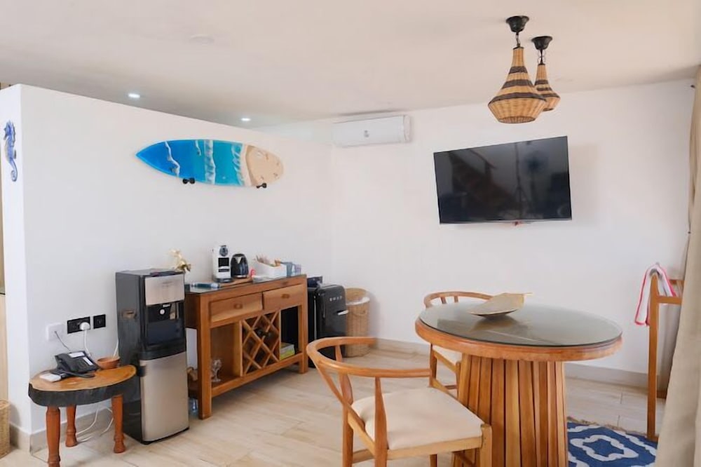 Rosh Beach Resort