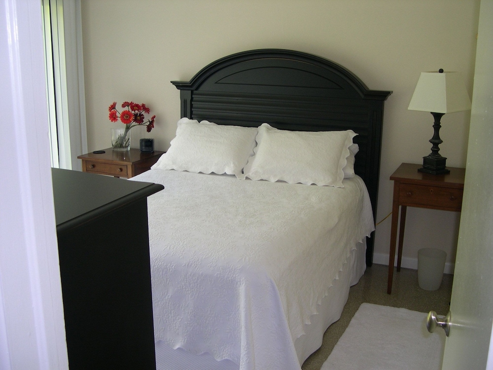 Vero Beach Vacations - Orchid Island Cottages - Property Image 2