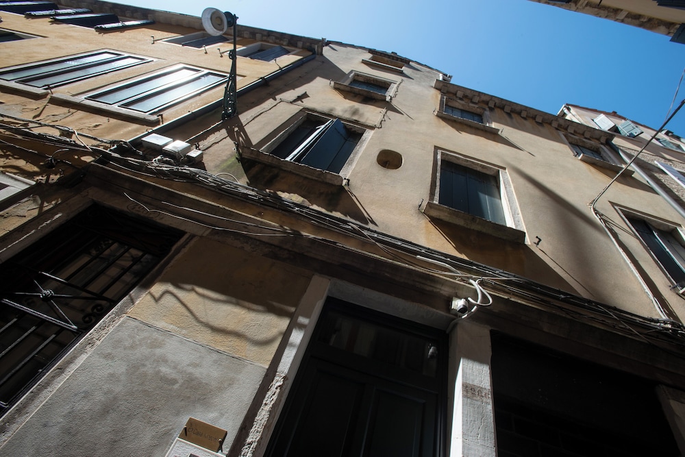 Fenice Studios — Venice