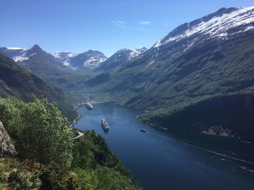 Heinåli Hytta