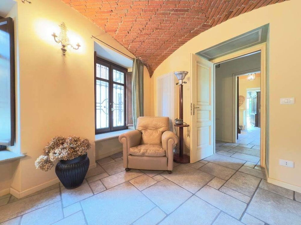 Dimora il Pozzetto Elegant Villa With Garden