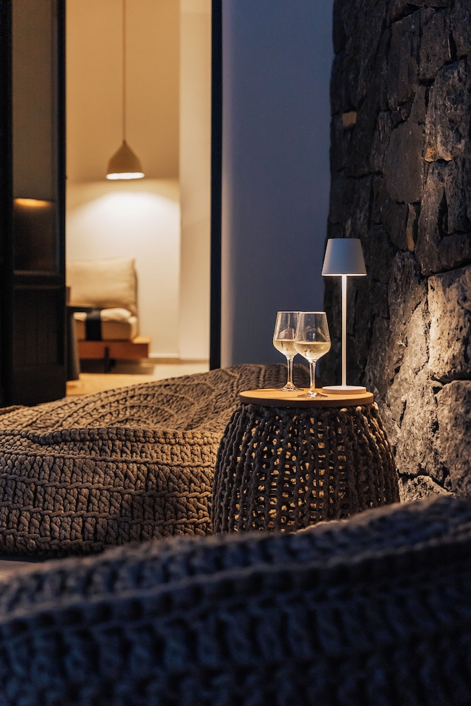 Erthā Suites with private pools