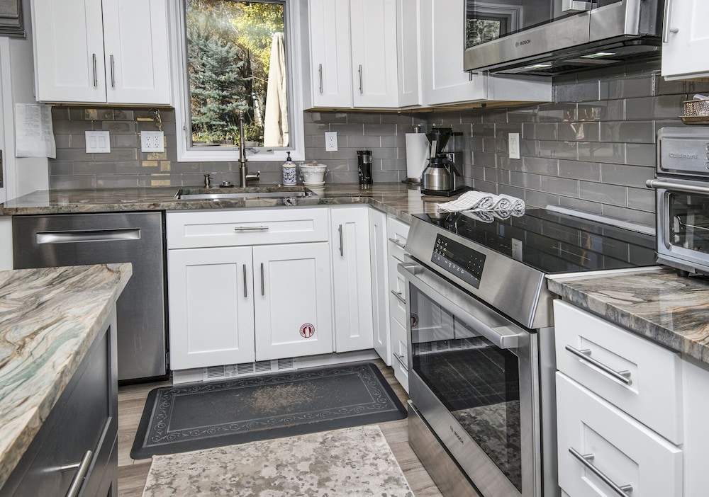 Capstone 5 4 Bedroom Townhouse