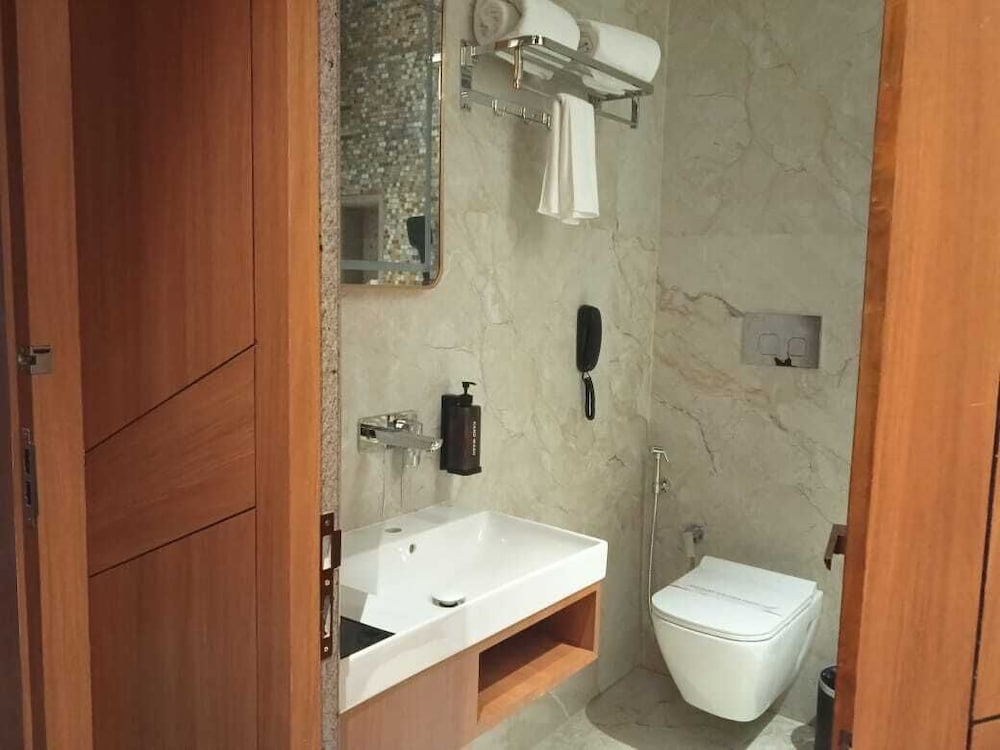 HOTEL IMPERIAL BLU