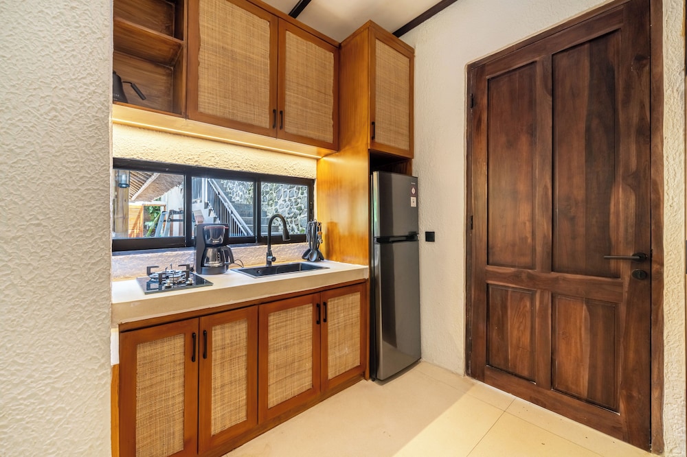 Sacred Jungle by EVDEkimi Ubud – Modern Villas and Apartments with Kitchens, Pools, & Personalized Concierge Service