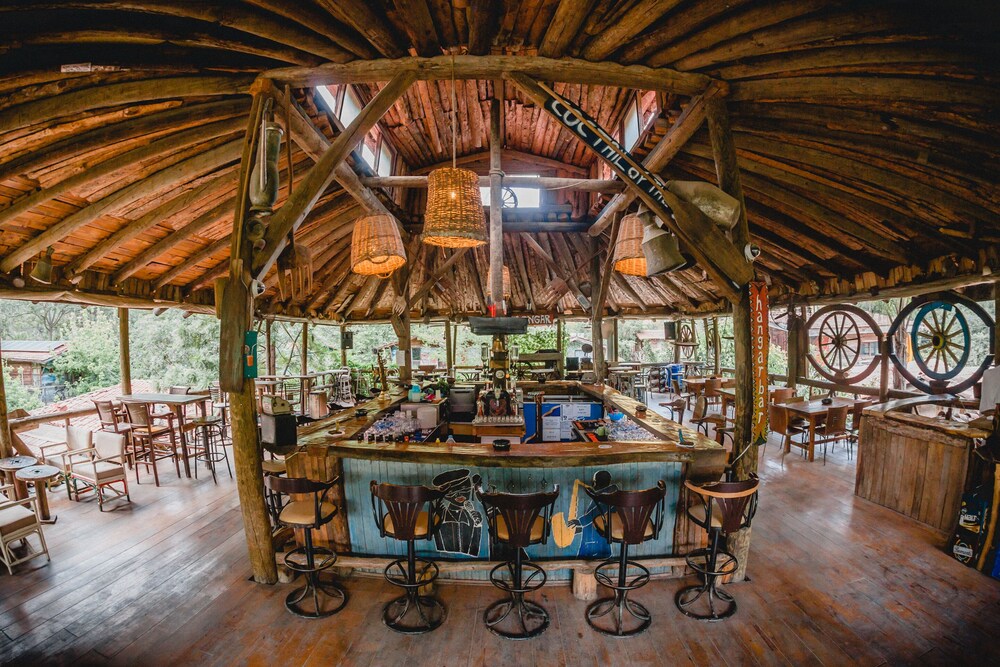 Kadir's Tree Houses