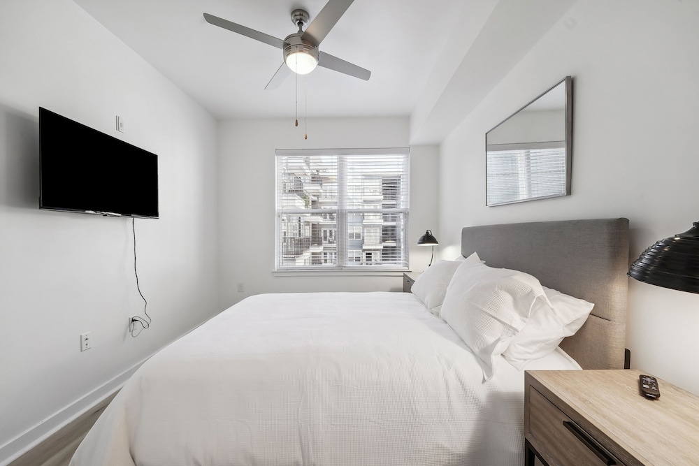 Midtown 205 view 3