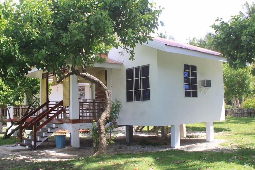 Yama Beachfront House