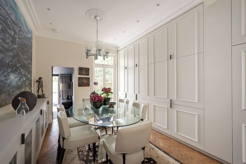 Luxury House Next To Chelsea Battersea Park