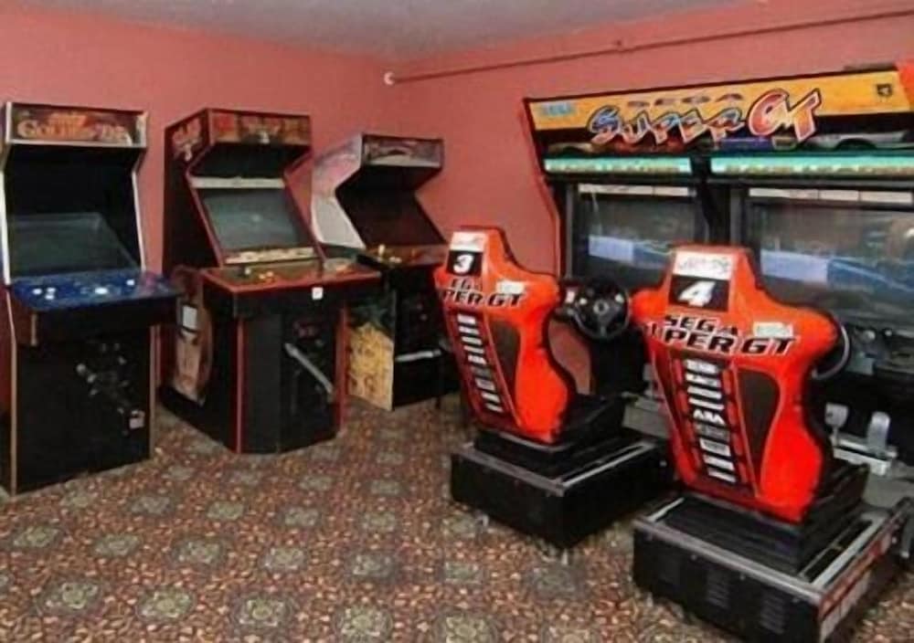 Crown Choice Inn & Suites Lakeview & Waterpark