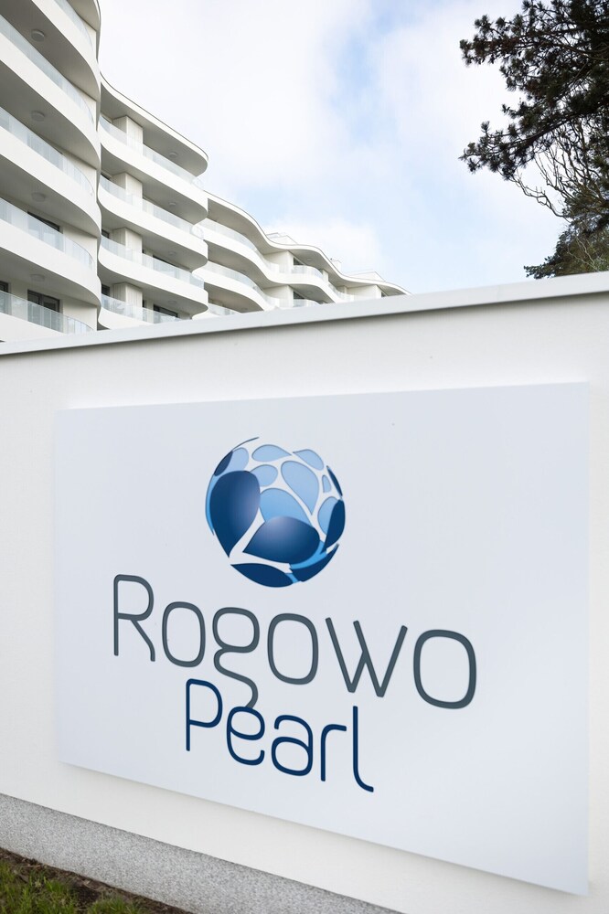 Turquoise Apartment Rogowo by Renters