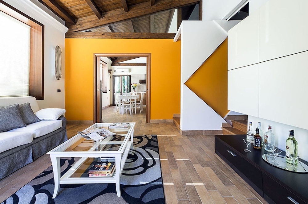 Villa in Agrigento Near Valley of the Temples