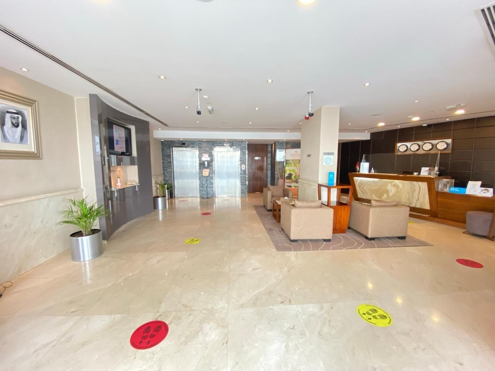 Abu Dhabi Vacations - Phoenix Plaza Hotel Apartments - Property Image 32