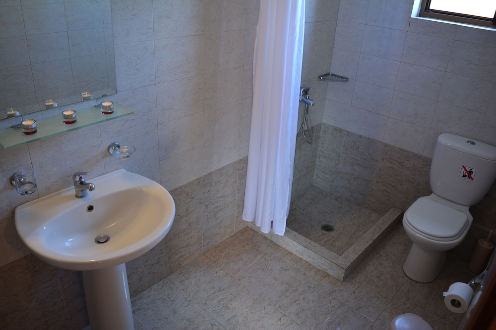 Elianthos Villa