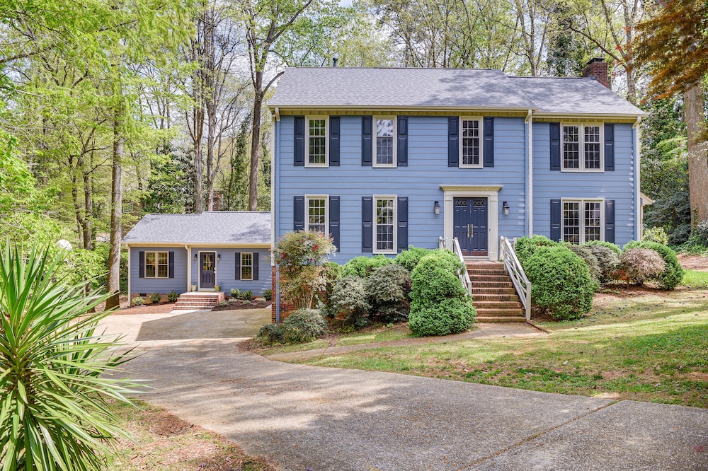 Beautiful Raleigh Cottage Rental: 5 Mi to Downtown view 4