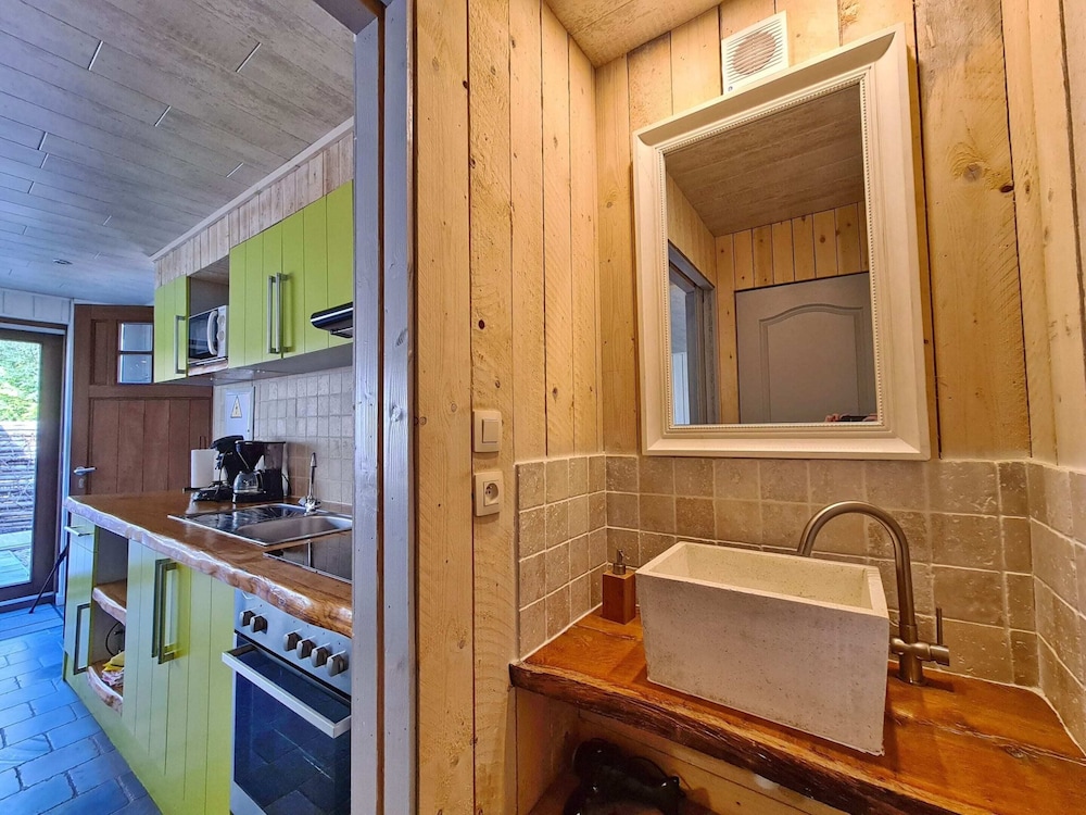 Chalet Near Durbuy With Garden & BBQ