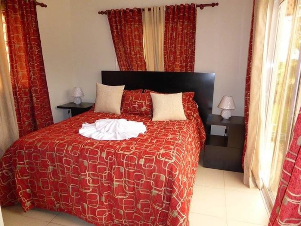 Newly Build 3 Bedroom in Gated Community view 4