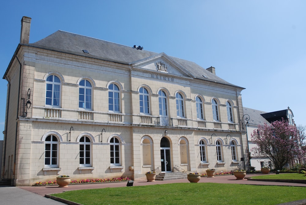 Photo 8