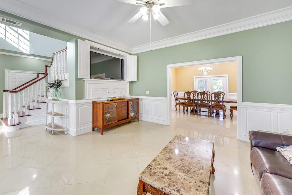 5 Mi to Beach: Spacious Home on Hilton Head Island