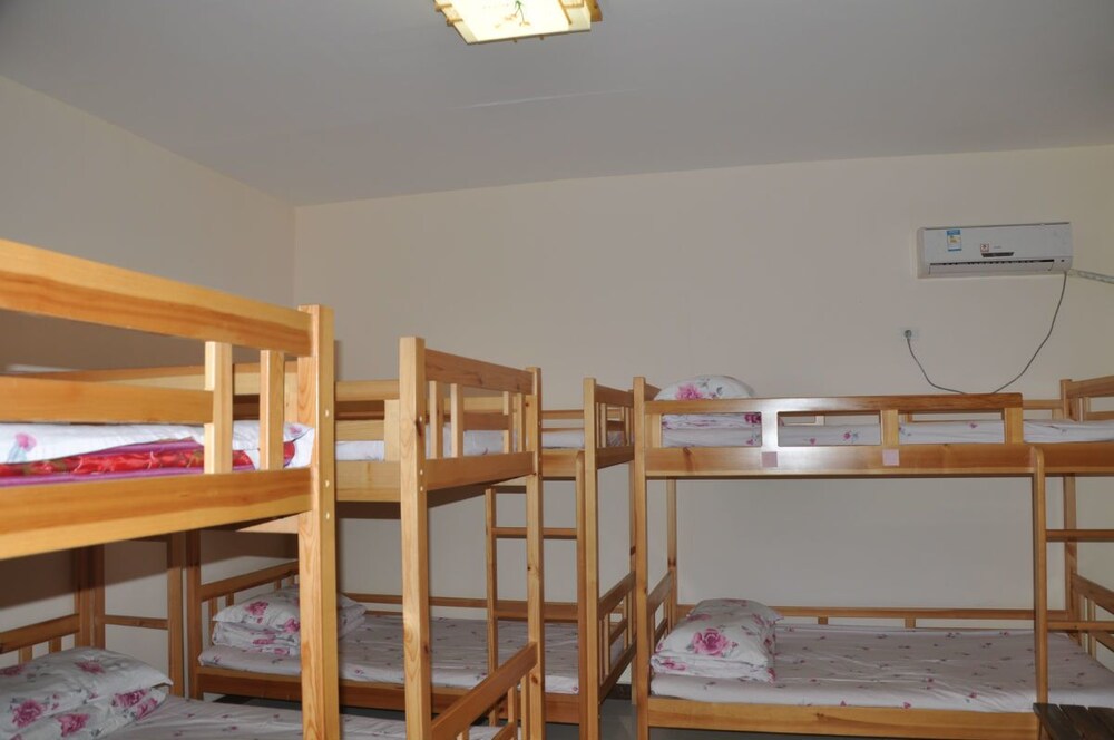 Dengfeng Climb International Hostel