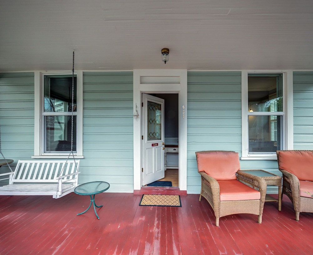 Ashland Vacations - Carlisle Garden Suites - Property Image 40